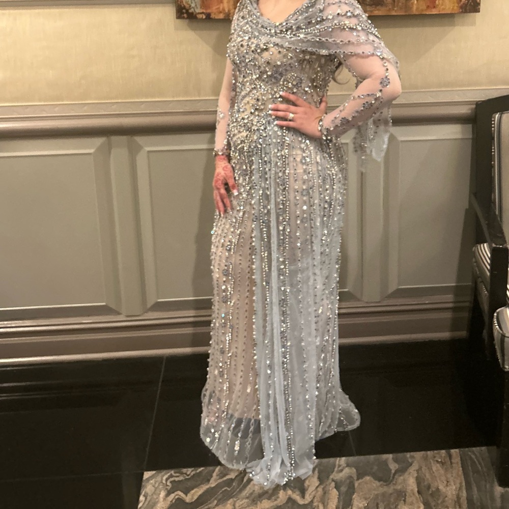 A blue beautiful heavy beaded dress - Picture 4 of 7